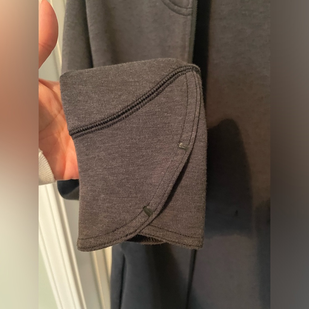 The North Face Wrap-Ture Jacket - Women's. Gray. - Picture 5 of 7